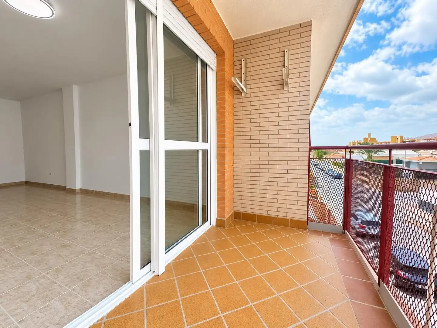 Terraza de Piso en venta en Roquetas de Mar con Jardín privado, Terraza y Piscina comunitaria