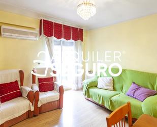 Living room of Flat to rent in  Madrid Capital  with Air Conditioner and Terrace