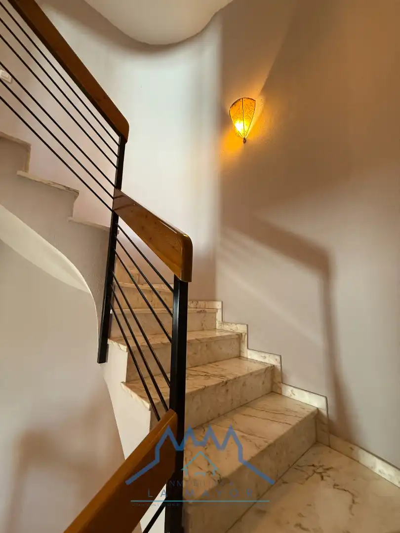 Casa adosada en venta en Santa María - Pio XII