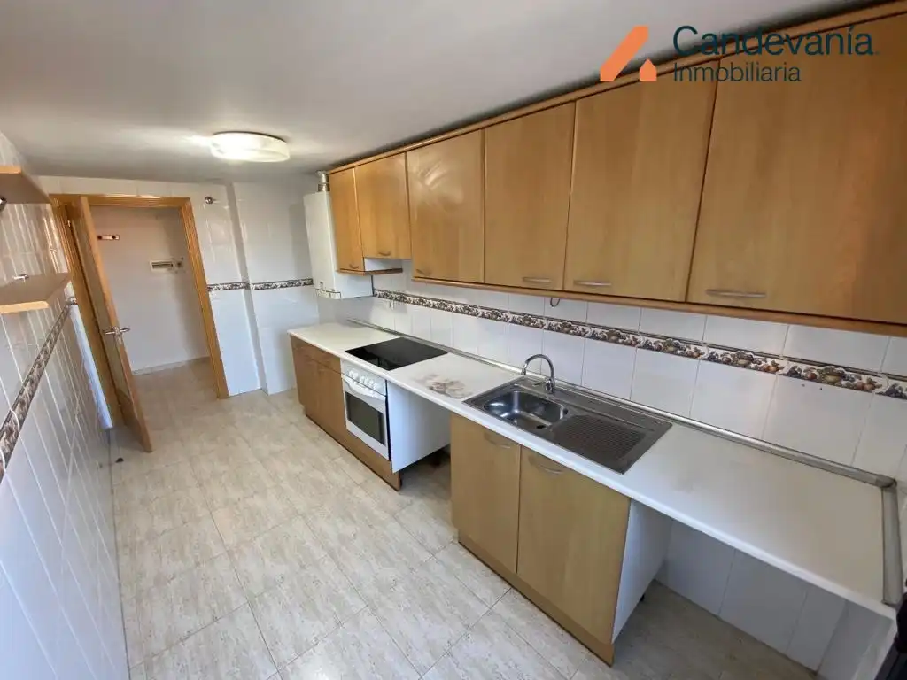 Duplex in vendita a Zuera, imagen 3