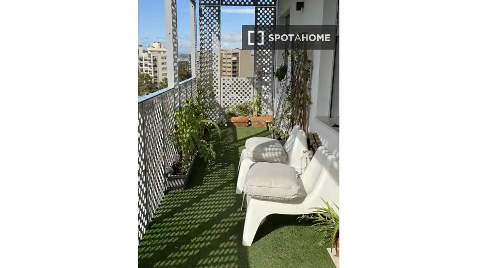 Balcony of Flat for share in Sant Adrià de Besòs  with Air Conditioner, Heating and Furnished