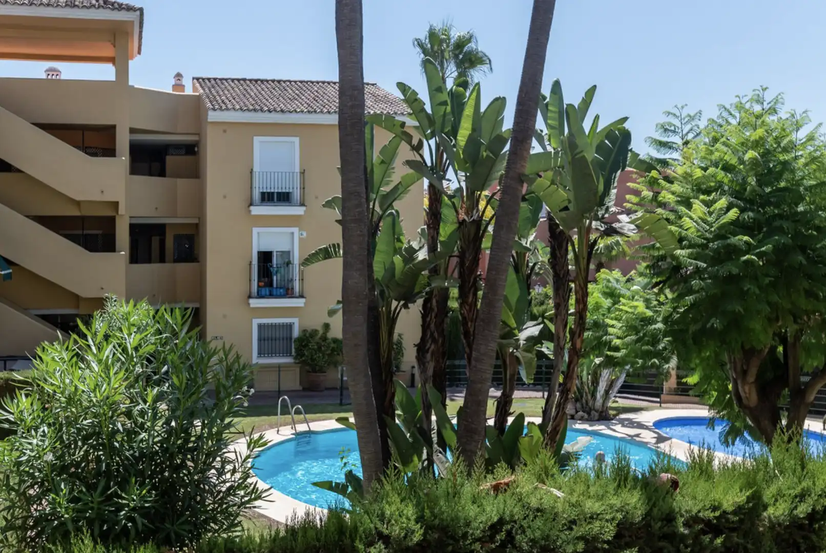 Vista exterior de Apartamento en venta en Estepona con Aire acondicionado, Calefacción y Terraza