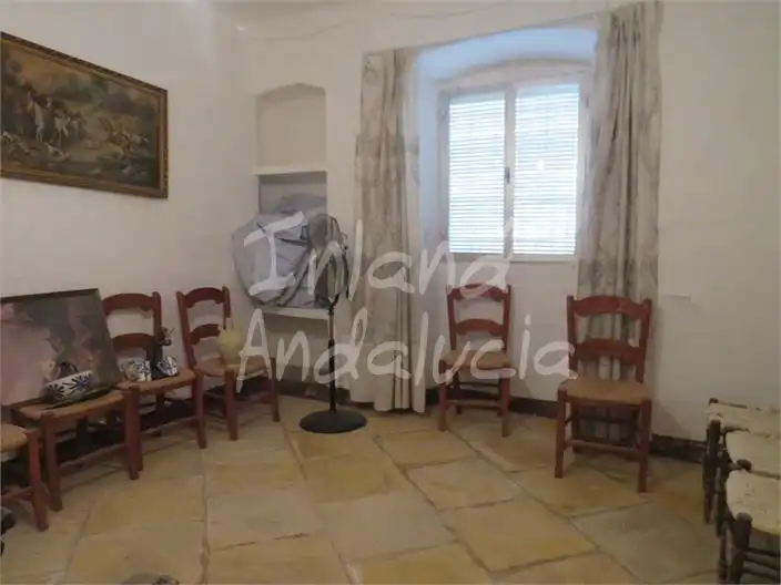 Sala d'estar de Finca rústica en venda en Porcuna amb Aire condicionat, Terrassa i Traster