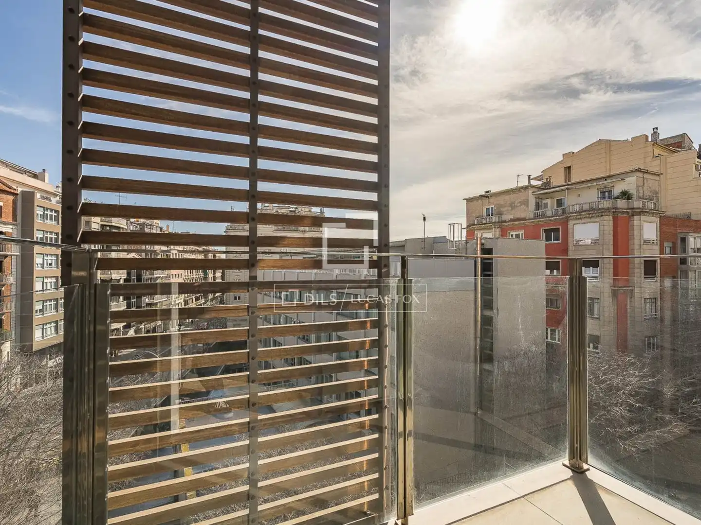Terrasse von Dachboden zum Verkauf in Barcelona mit Klimaanlage, Heizung und Schwimmbad