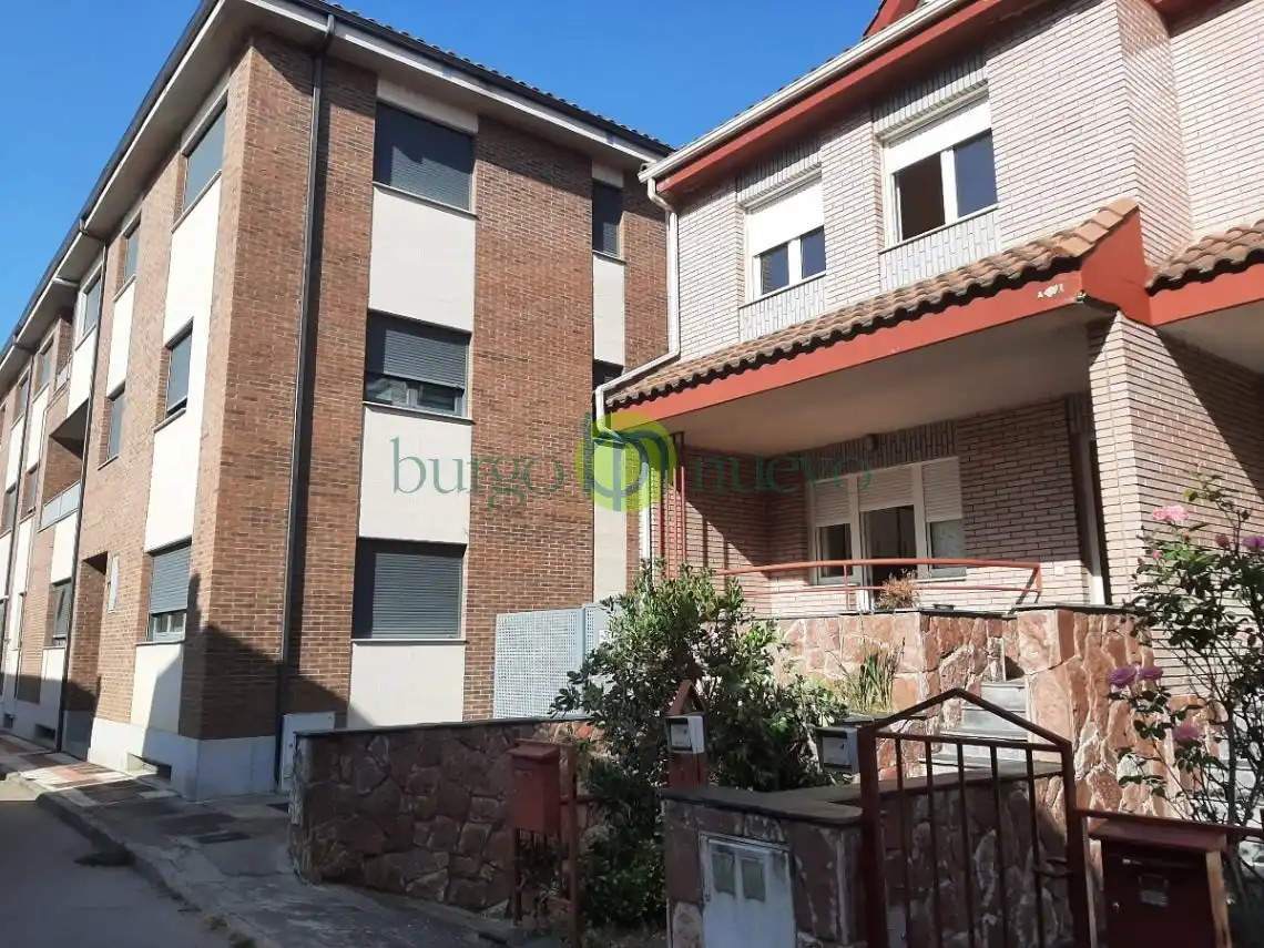 Haus oder Chalet zur Miete in Calle Guadalquivir, San Andrés del Rabanedo pueblo