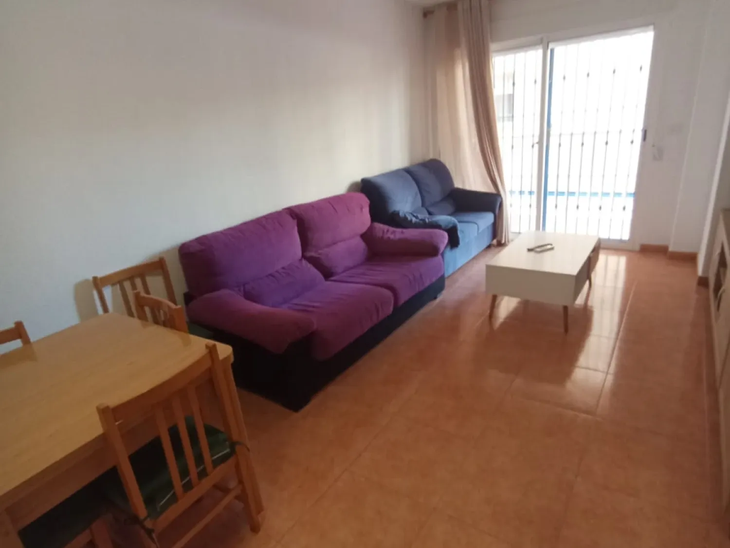 Sala de estar de Piso de alquiler en Mazarrón con Amueblado