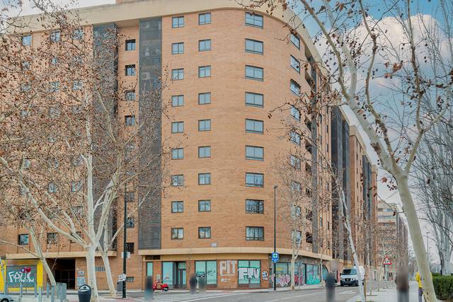 Local comercial en Venta en CL BALBINO ORENSANZ en La Jota