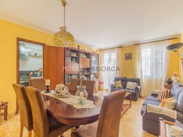 Piso en venta en Es Castell poble