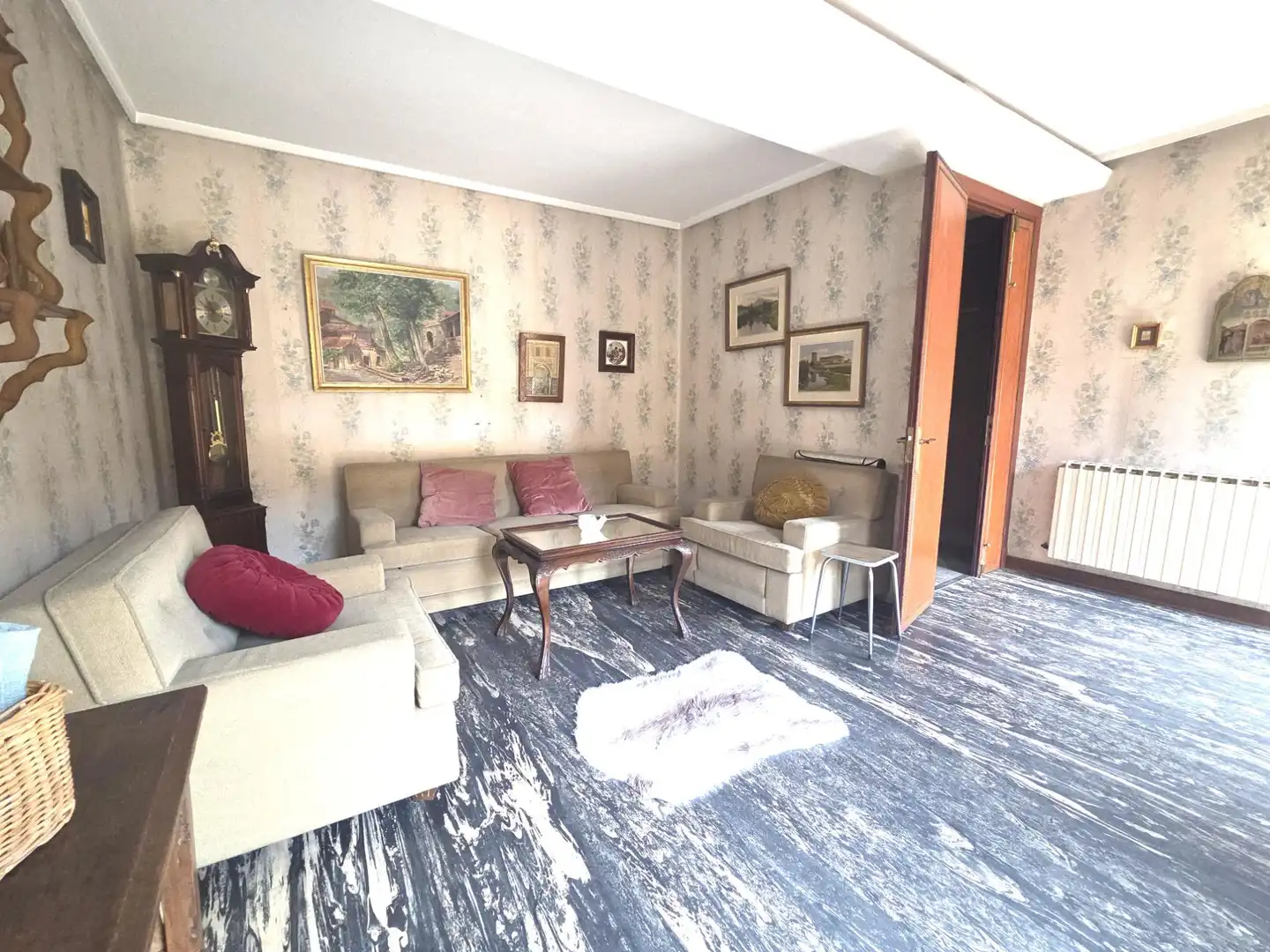 Sala de estar de Ático en venta en Teverga con Amueblado y Balcón