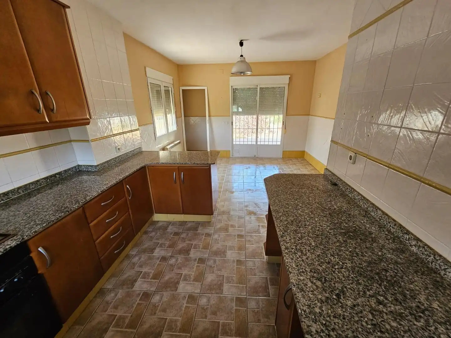 Cocina de Casa o chalet en venta en Chiva con Calefacción, Jardín privado y Terraza