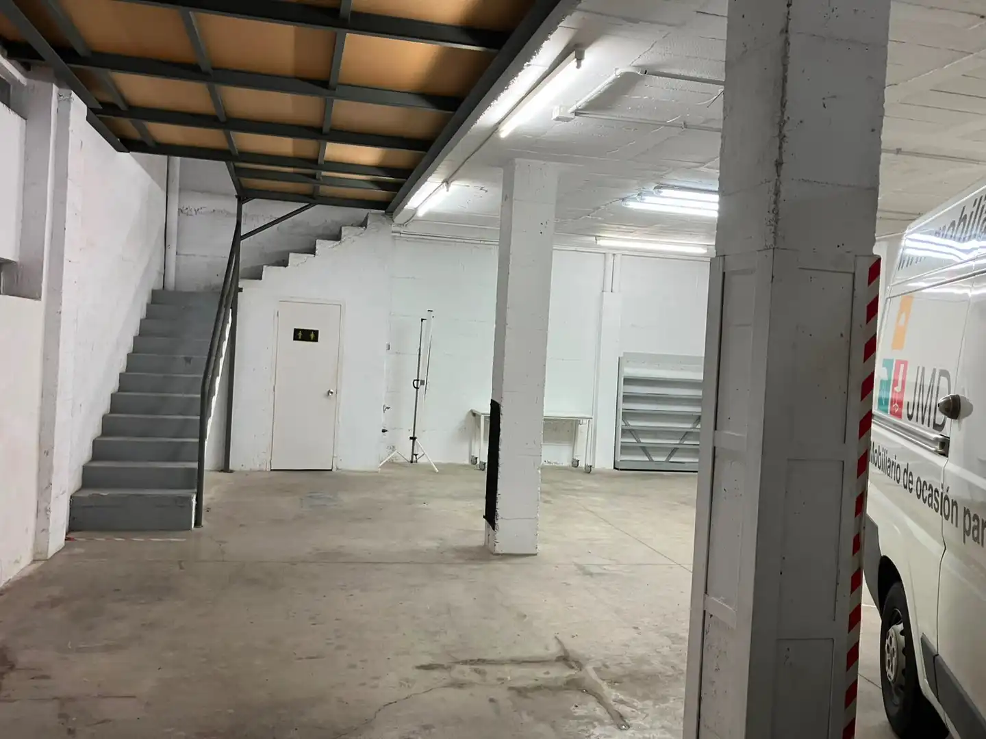Nau industrial en venda en Viladecans