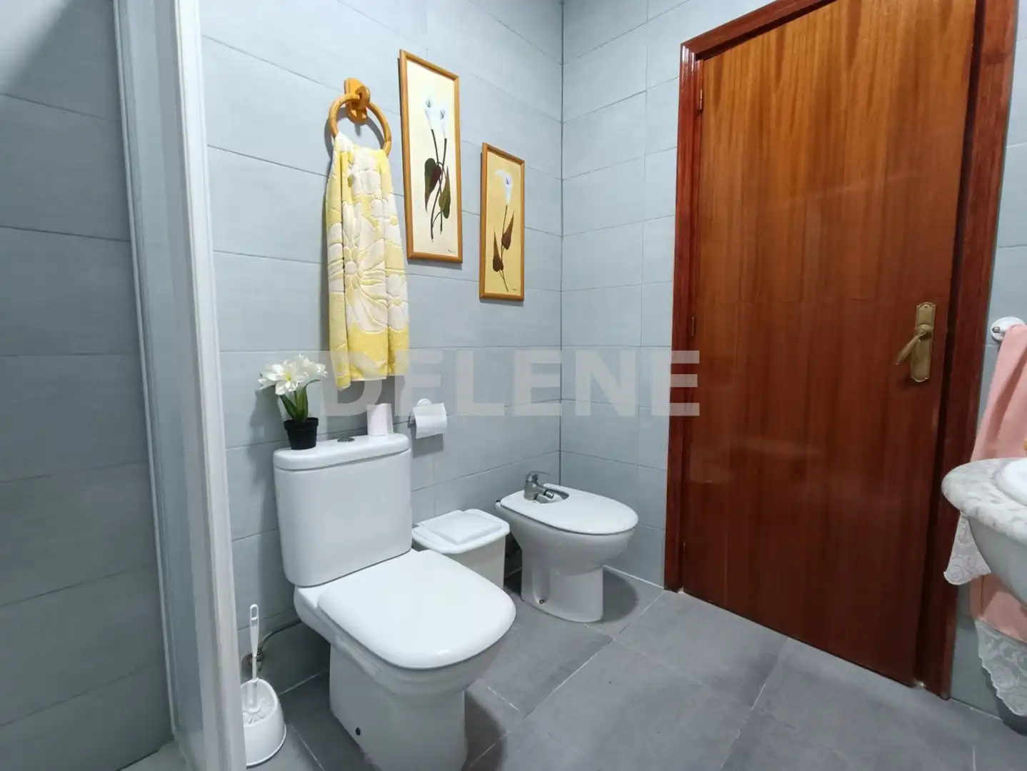 Bathroom of Flat for rent in Tobarra  with Air Conditioner, Parquet flooring and Terrace