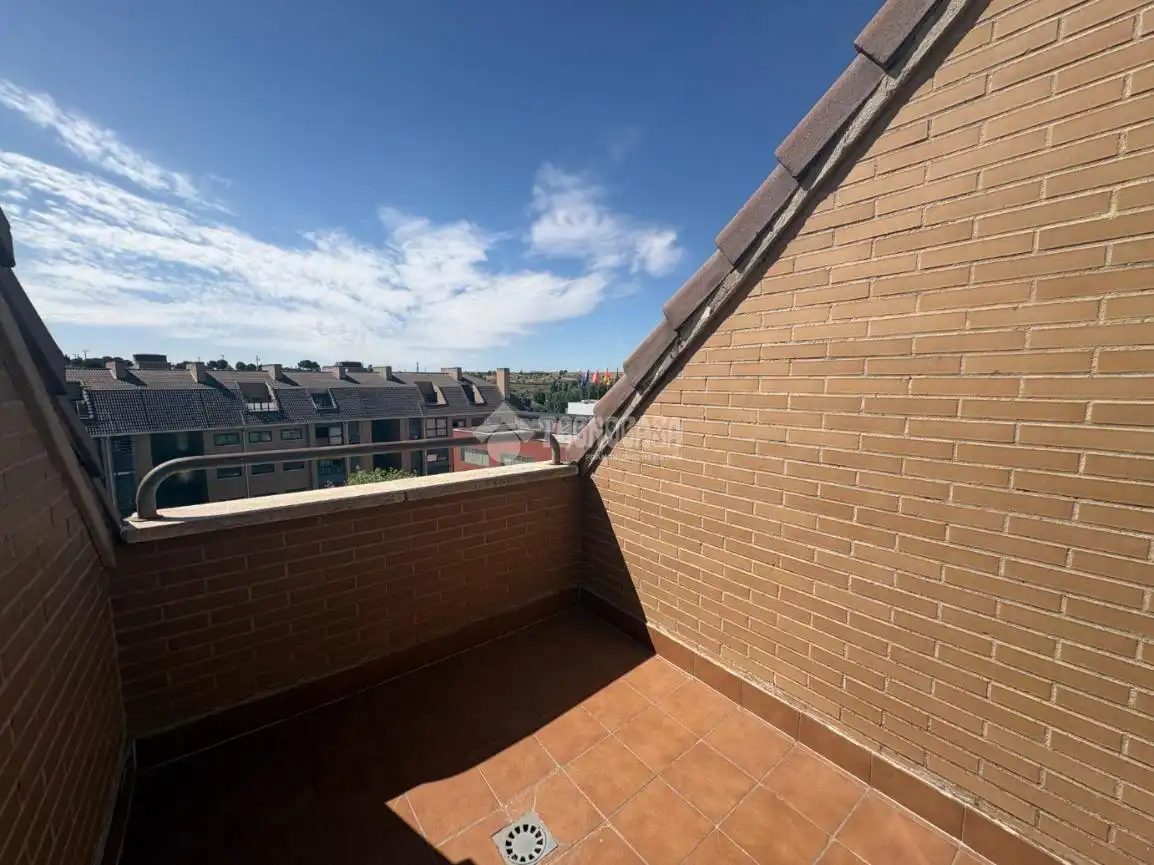Balcony of Flat for sale in Boadilla del Monte  with Terrace, Storage room and Community pool