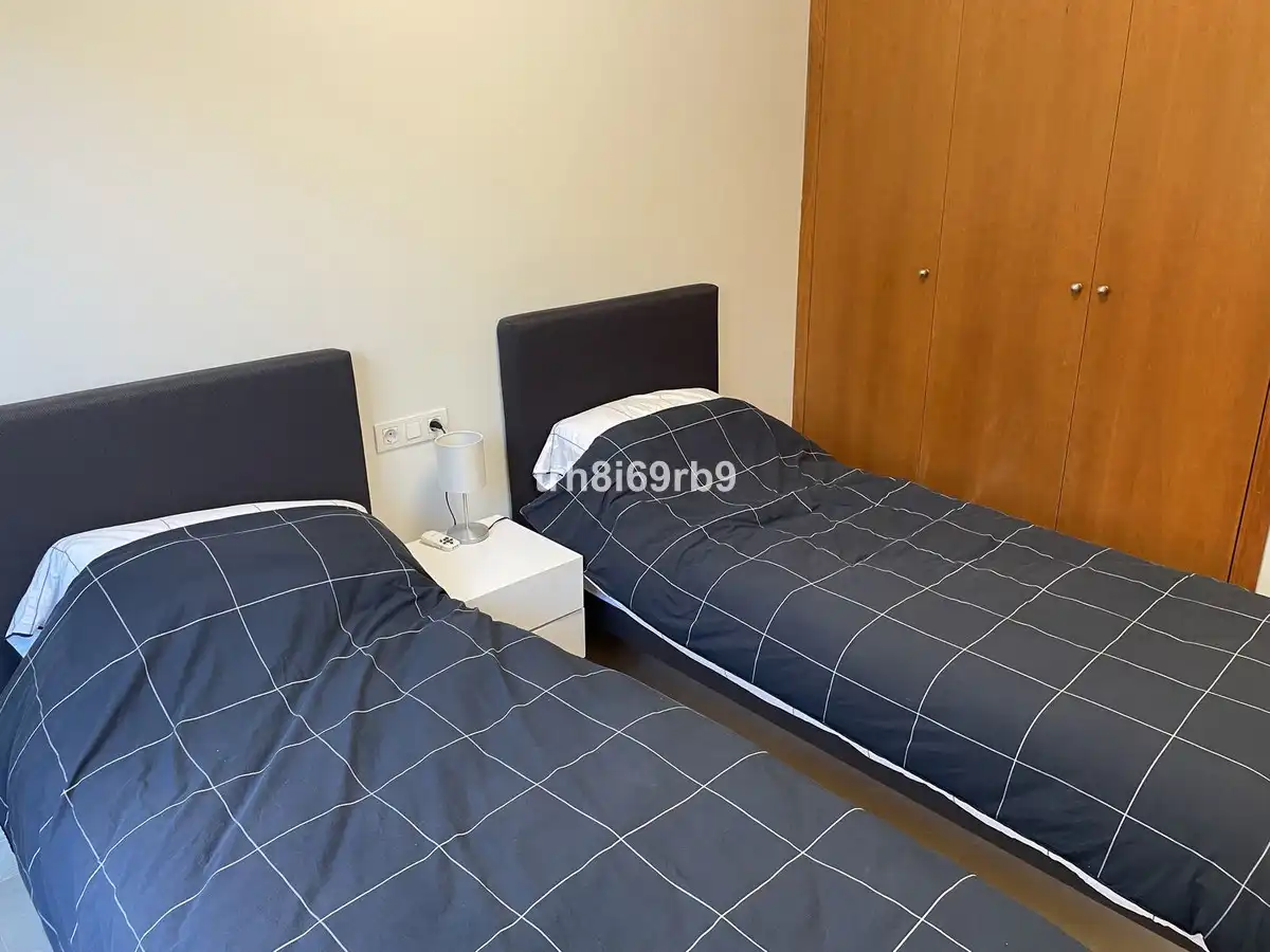 Adossat amb piscina en venda a Estepona - Estepona,Centro,Calle Segismundo Moret, imagen 15