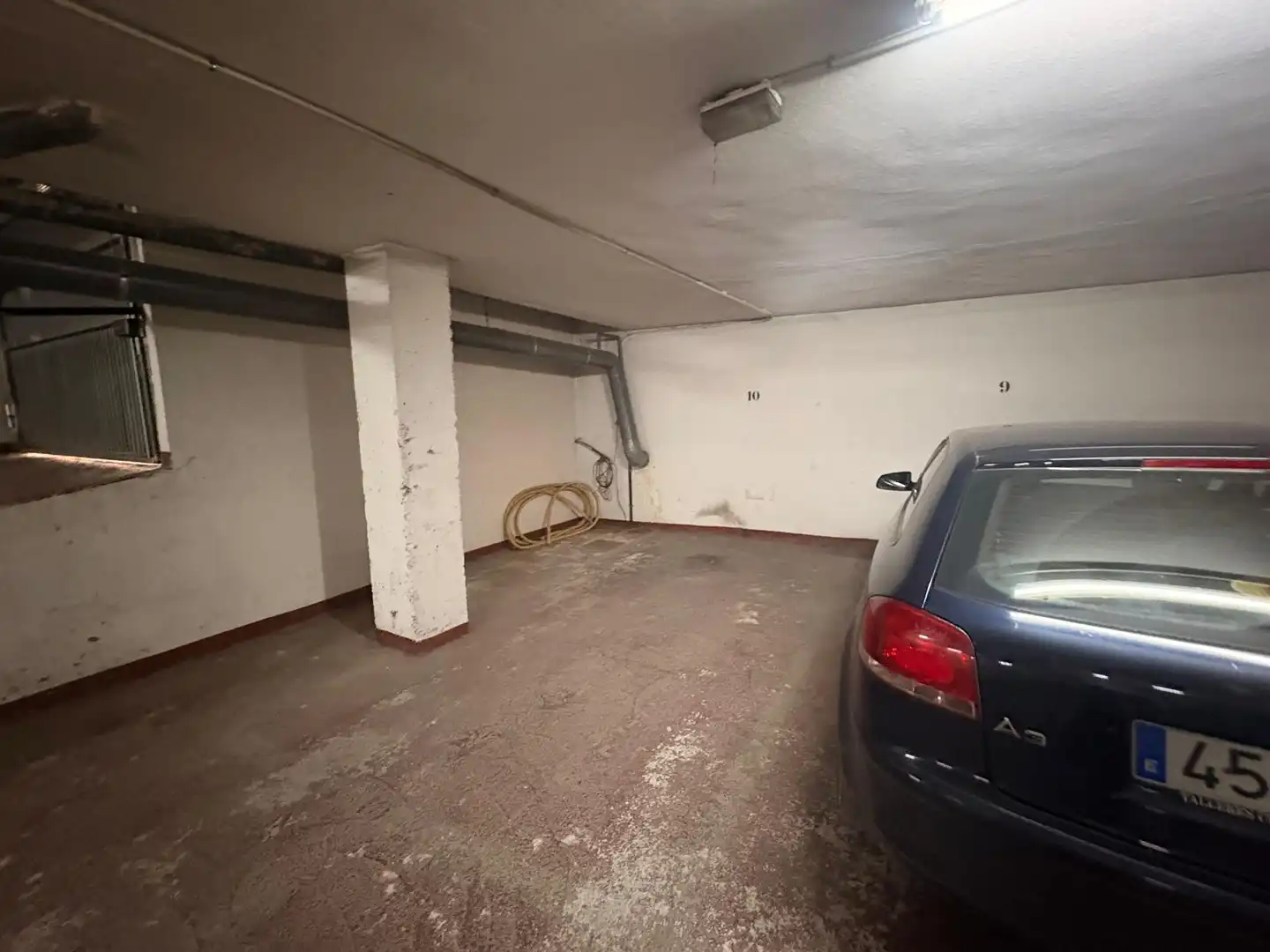 Parking of Flat for sale in Petrés  with Air Conditioner, Storage room and Balcony