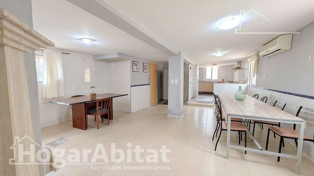 Casa o chalet en venta en Torrent con Aire acondicionado, Terraza y Trastero