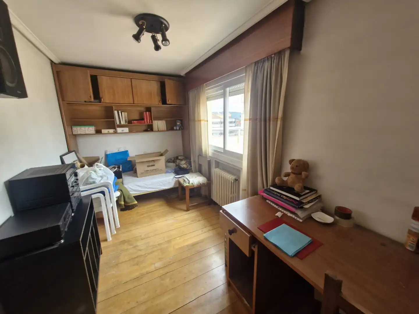 Bedroom of Flat for sale in Ourense Capital   with Heating, Parquet flooring and Terrace