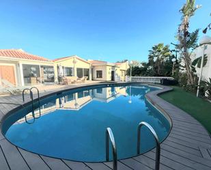 Piscina de Casa o xalet en venda en Alicante / Alacant amb Aire condicionat, Jardí privat i Terrassa