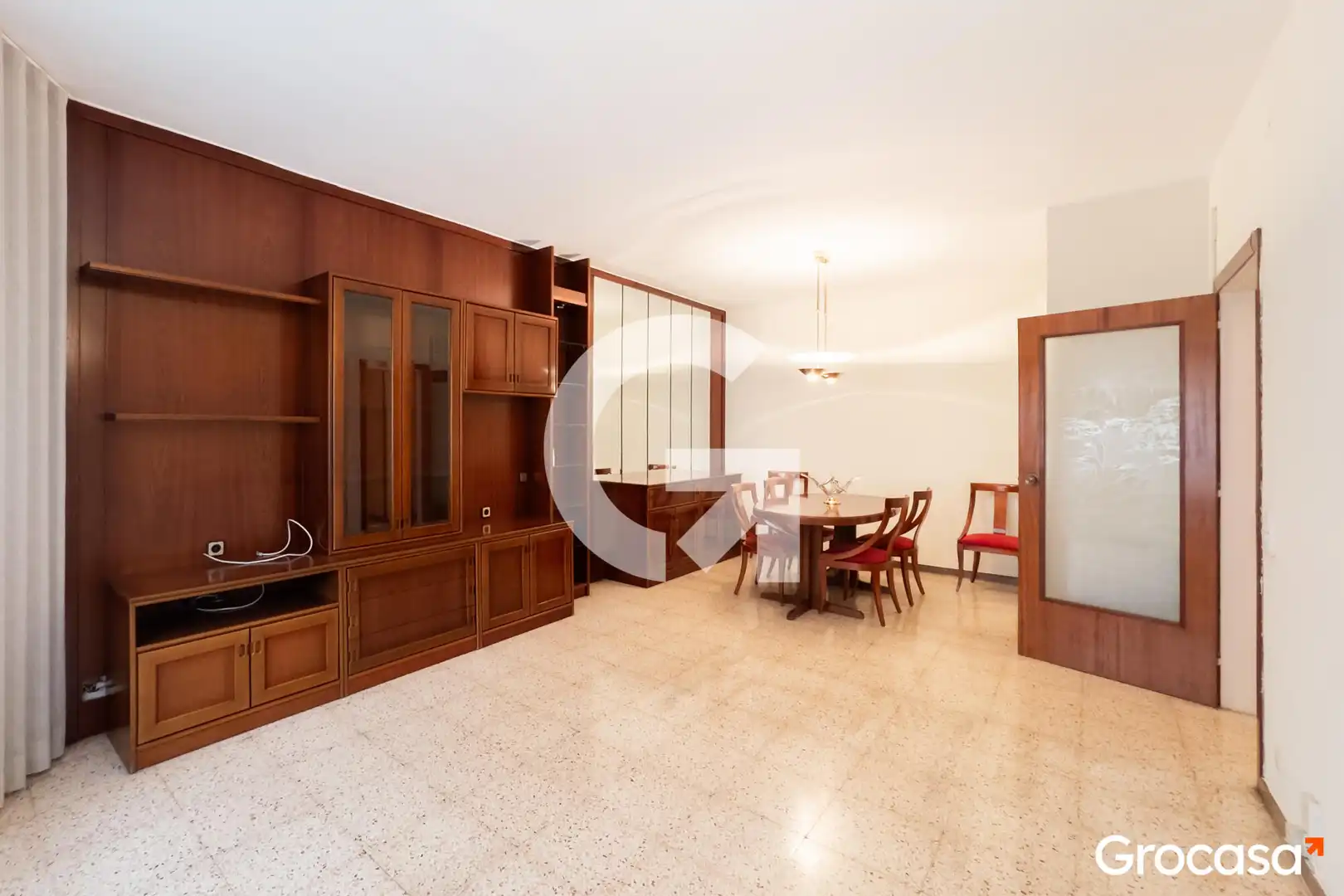 Comedor de Piso en venta en Sant Vicenç Dels Horts con Calefacción, Terraza y TV