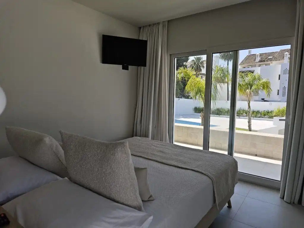Chalet con piscina en venta en Marbella Centro, imagen 9
