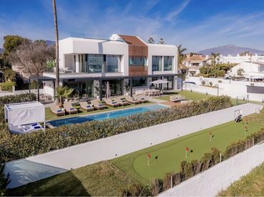 Casa con piscina en venta en Benamara - Atalaya