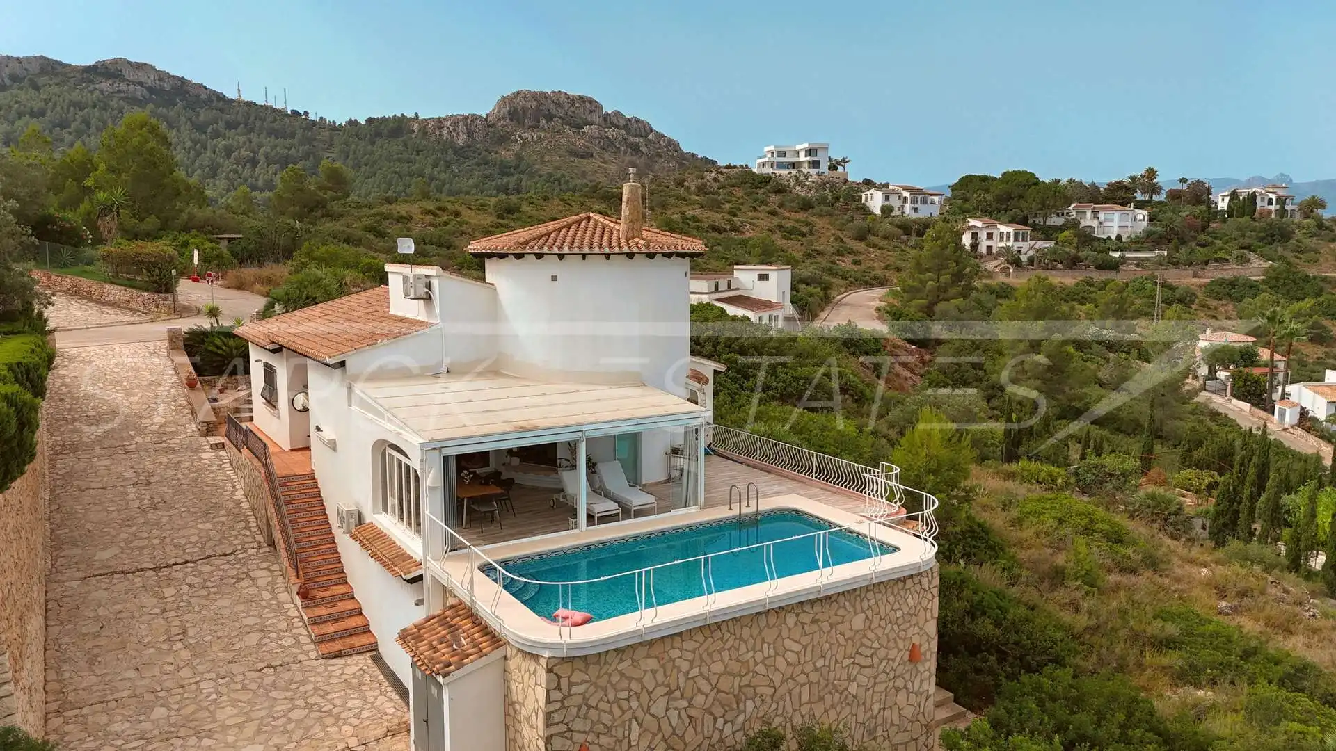 Vista exterior de Casa o xalet en venda en La Vall d'Ebo amb Aire condicionat, Jardí privat i Piscina