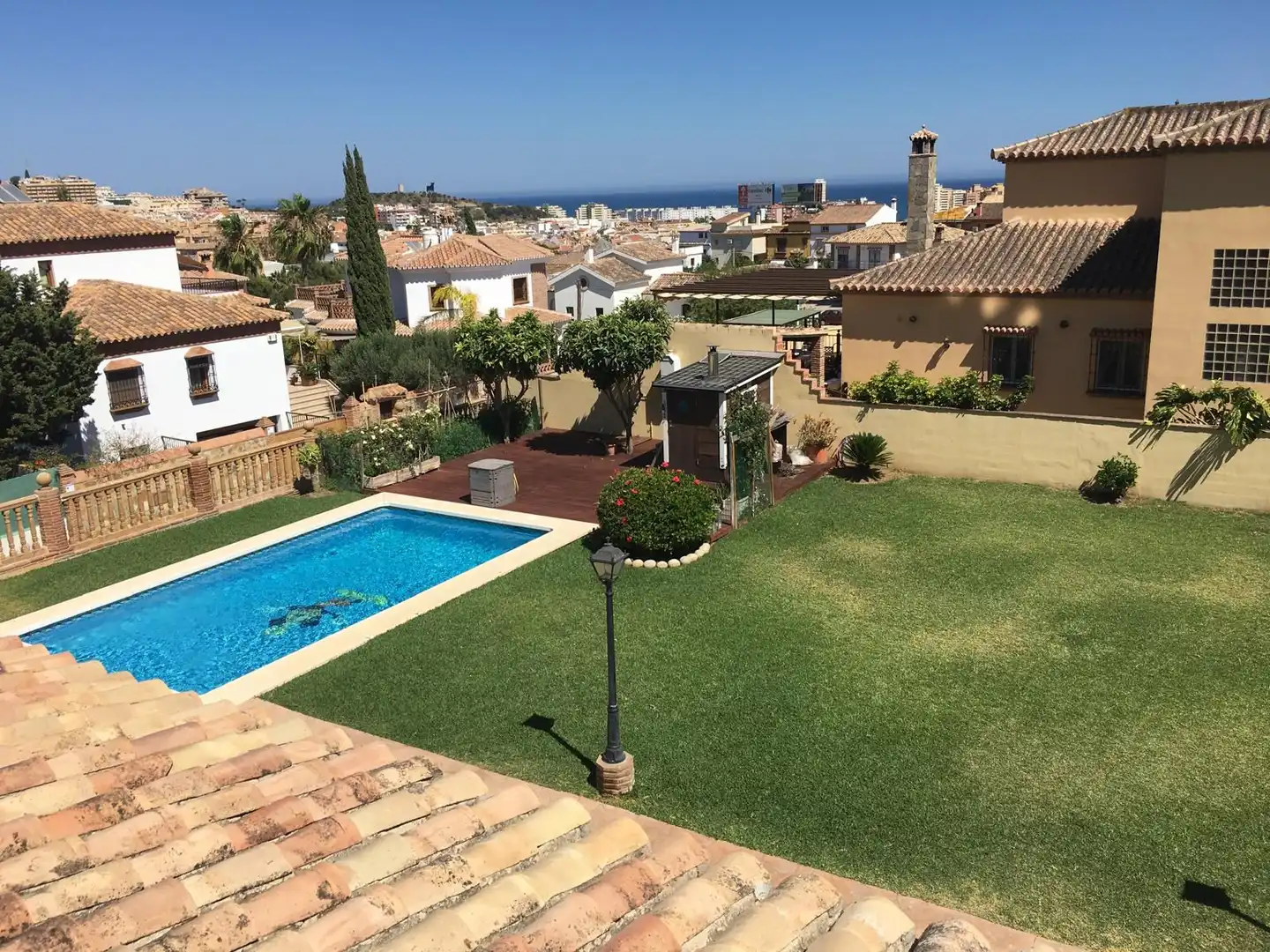 Jardín de Casa o chalet en venta en Fuengirola con Aire acondicionado, Jardín privado y Parquet