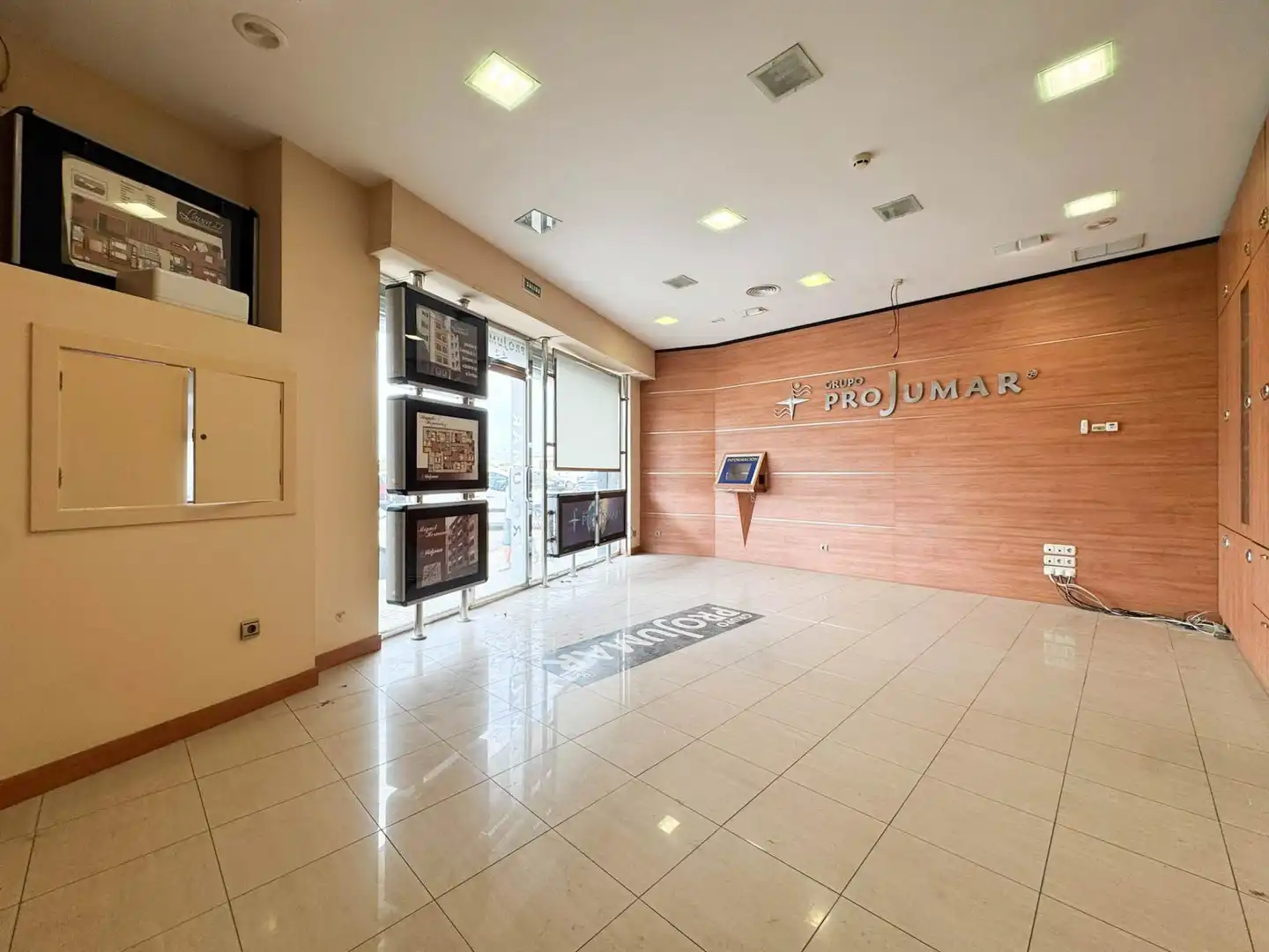 Business premises to rent in Calle JOAQUIN MARTINEZ MACIA, imagen 18