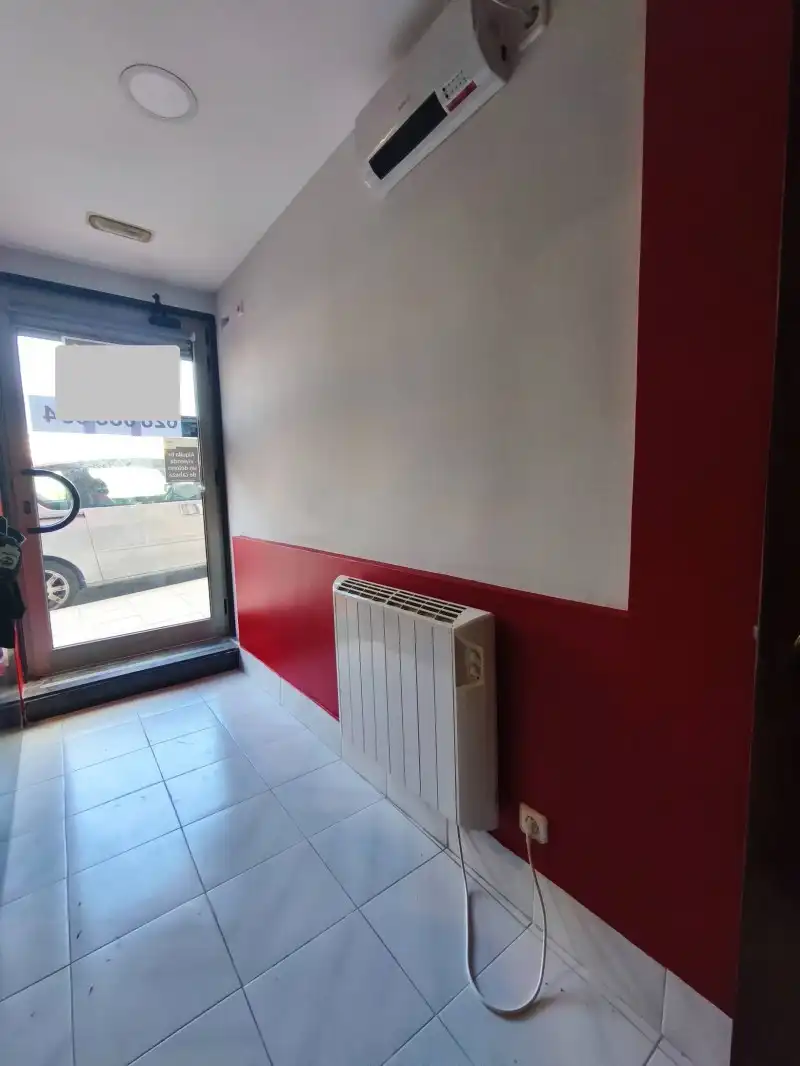 Locale commerciale in affitto a Numancia - San Fernando, imagen 17