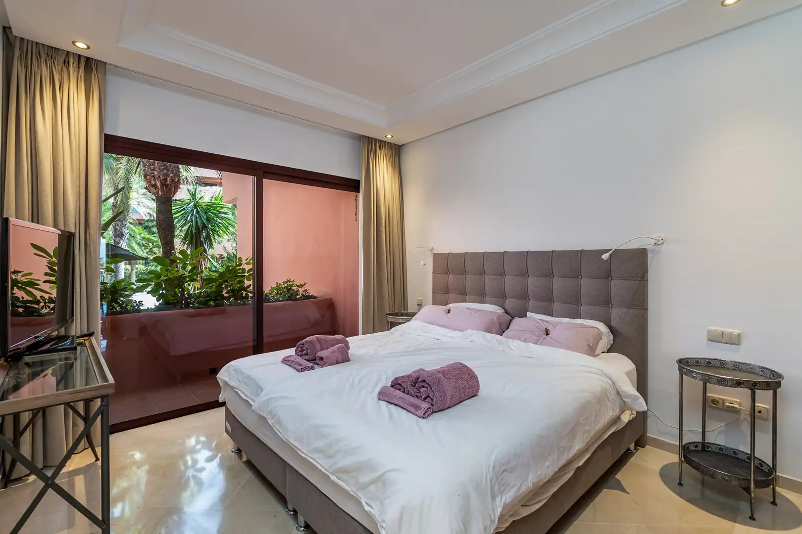 Apartamento con piscina en venta en COSTALITA II, imagen 10
