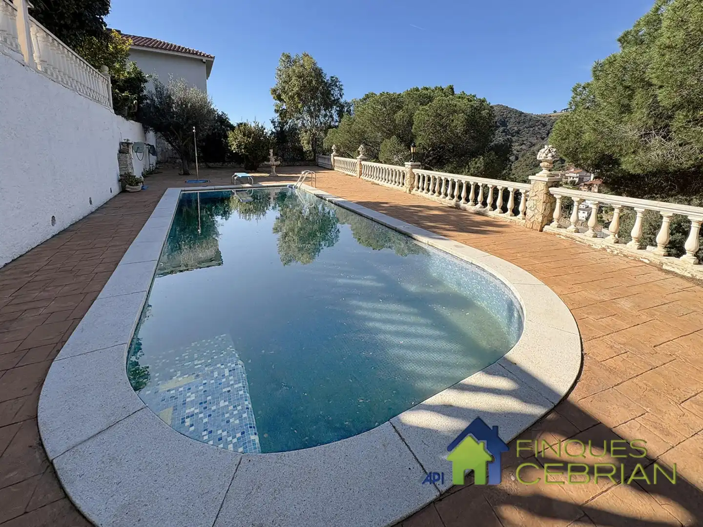Piscina de Casa o chalet en venta en Alella con Calefacción, Terraza y Trastero