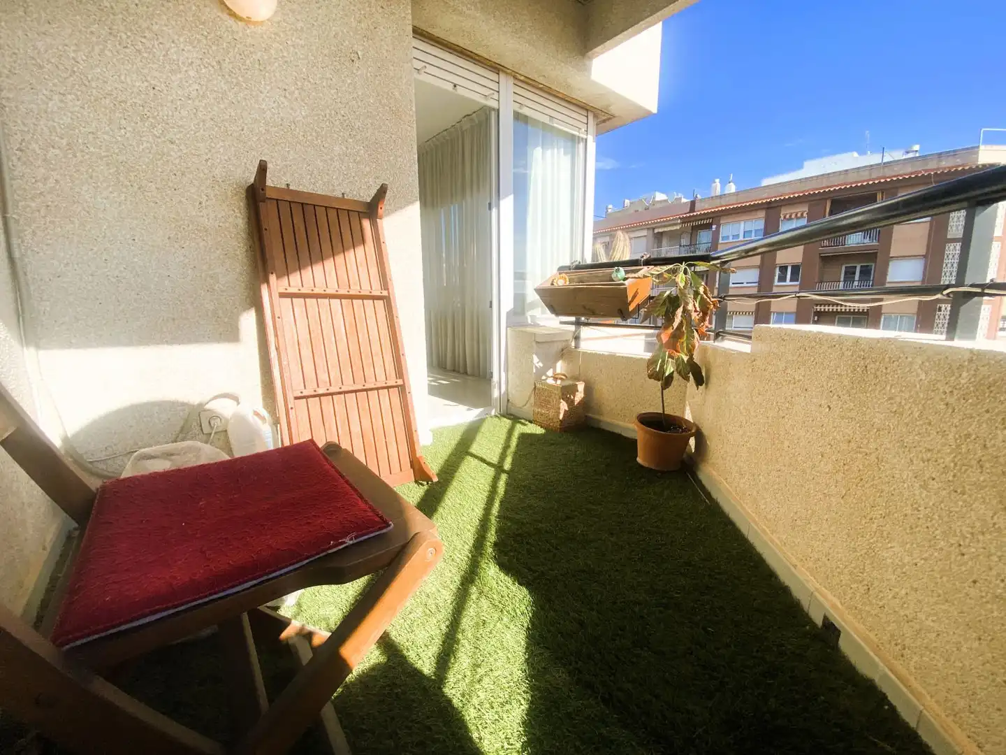 Piso con terraza en venta en Lluis Companys, imagen 6