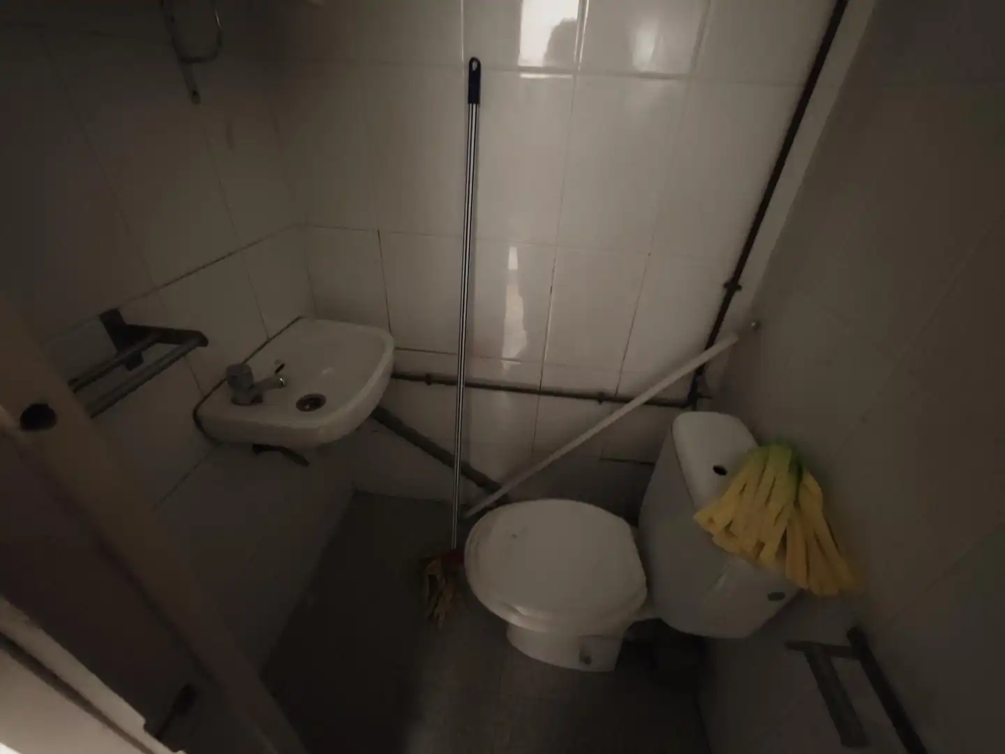 Bany de Local de lloguer en Barcelona