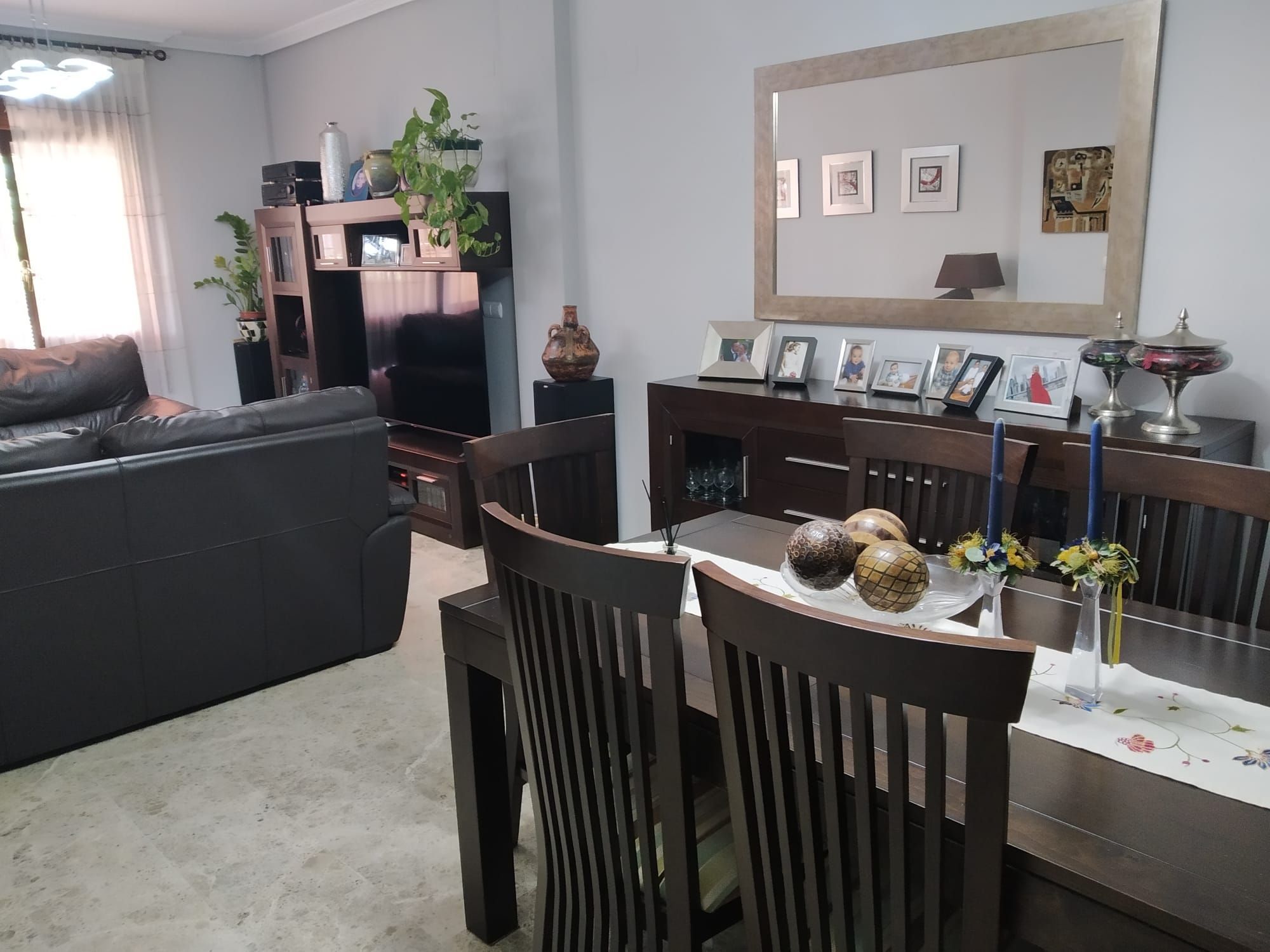 Comedor de Casa adosada en venta en  Córdoba Capital con Aire acondicionado y Piscina comunitaria