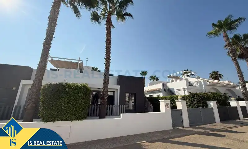 Detached house with pool for sale in Orihuela Costa, imagen 37