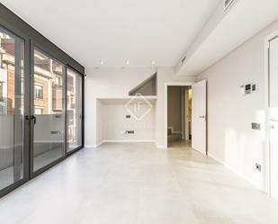 Flat for sale in  Barcelona Capital  with Air Conditioner and Terrace