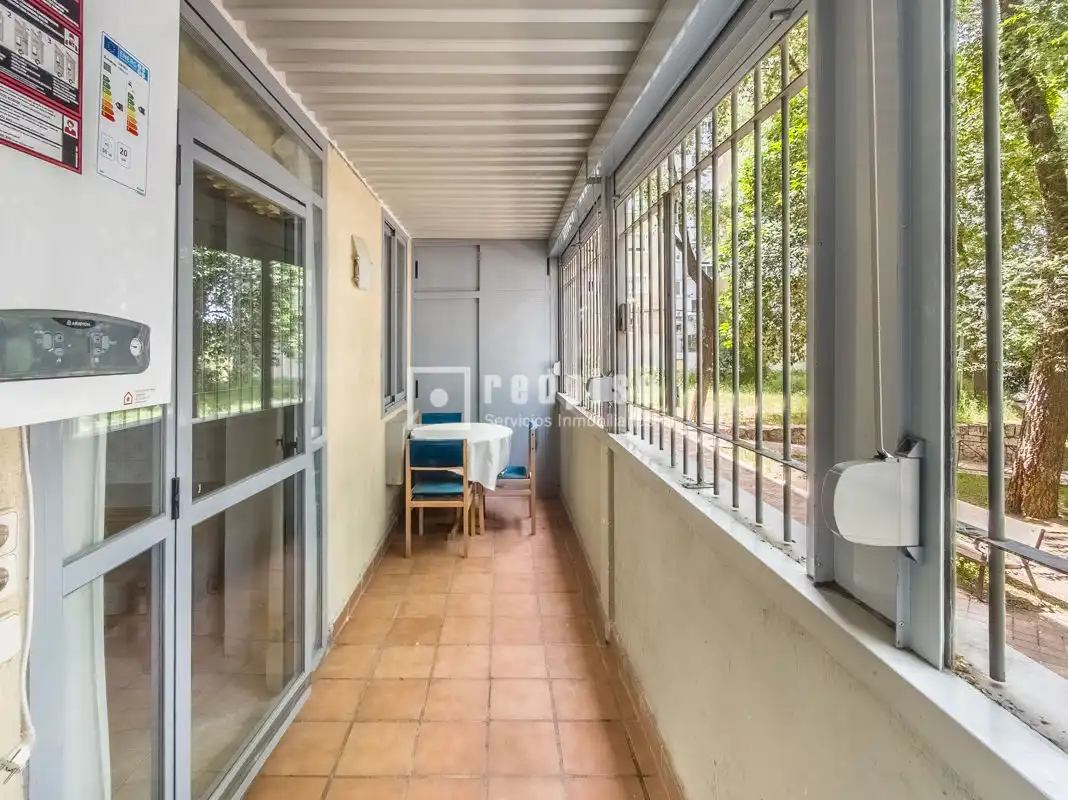 Piso en venta en del Poeta Blas de Otero, Ventas