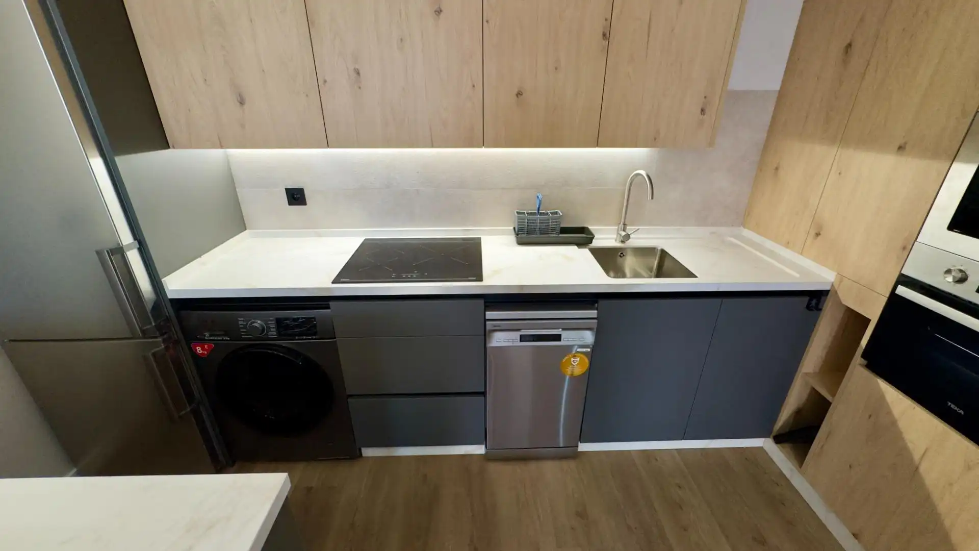 Kitchen of Flat for rent in Granada  with Air Conditioner, Heating and Terrace