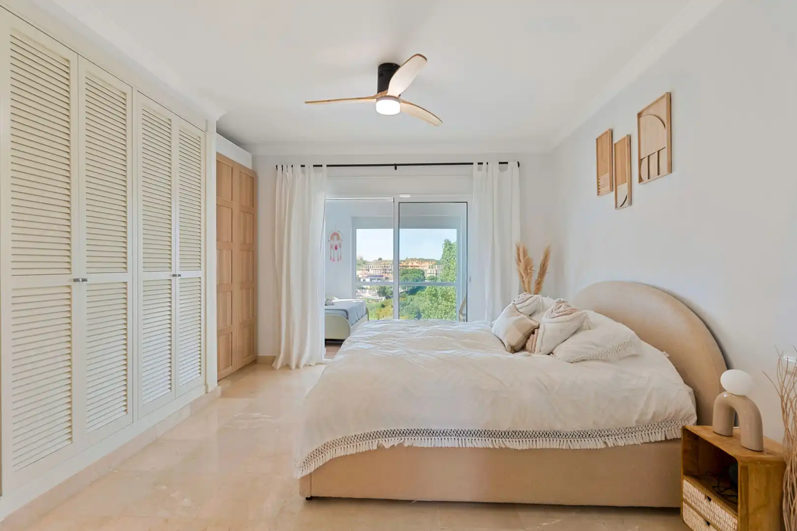 Casa con piscina en venta en Riviera del Sol, imagen 4