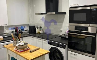 Cuina de Apartament en venda en León Capital  amb Calefacció i Parquet