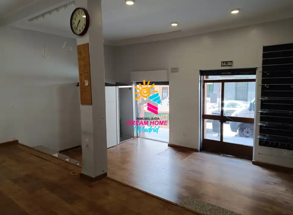 Business premises for sale in Calle de Arriaza, imagen 2