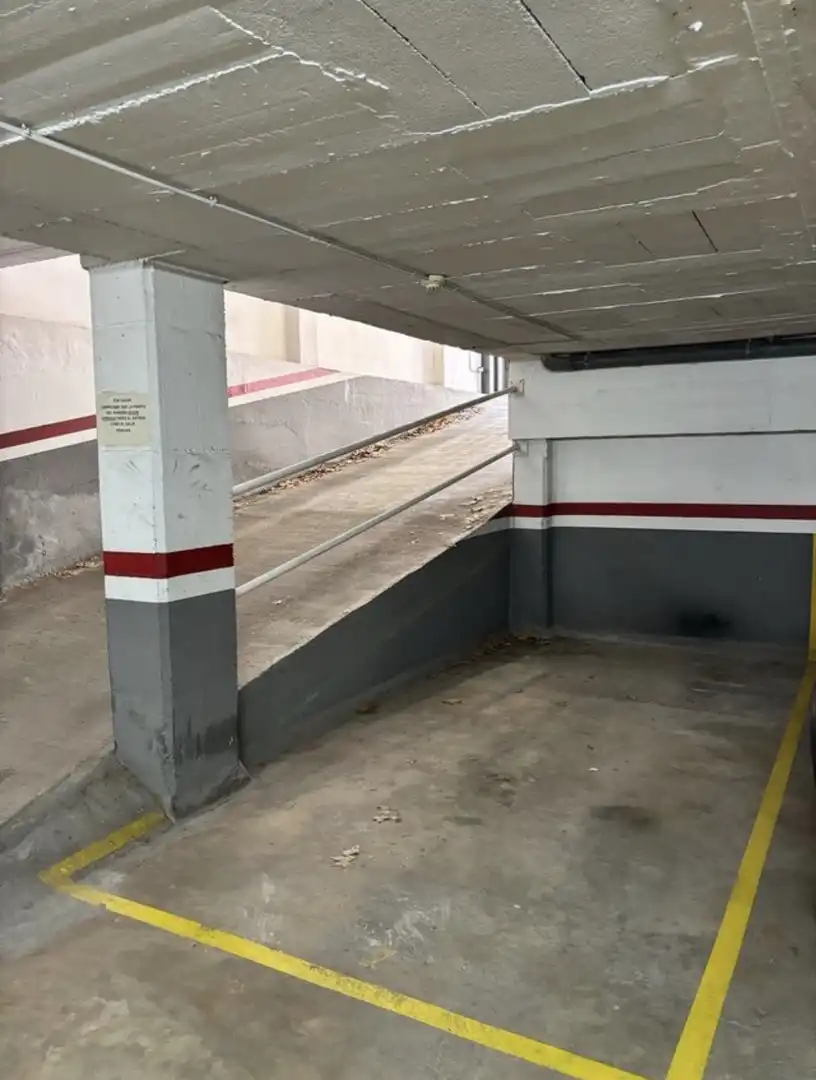 Parkplatz von Garage zur Miete in Barcelona