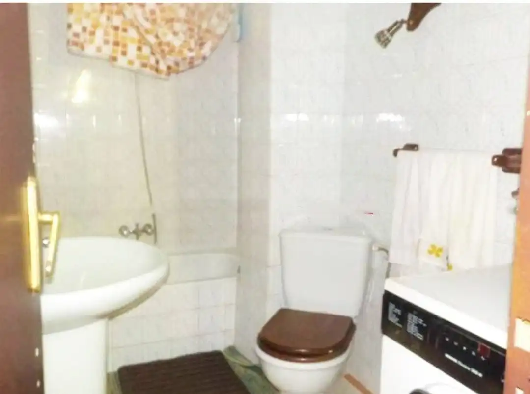 Baño de Planta baja en venta en Ciudad Rodrigo con Trastero, Amueblado y Balcón