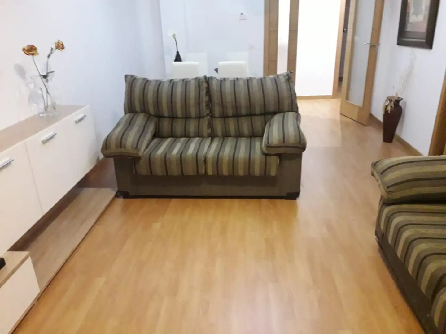 Wohnzimmer von Erdgeschoss zur Miete in Villarrobledo mit Heizung, Parkett und Abstellraum