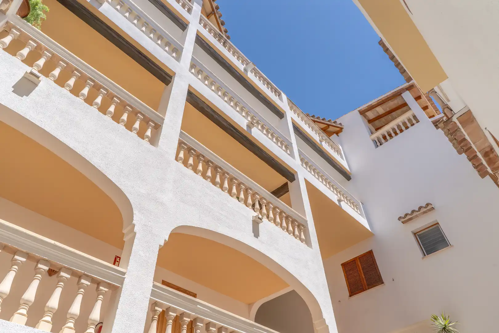 Vista exterior de Piso en venta en Calvià con Aire acondicionado, Calefacción y Piscina