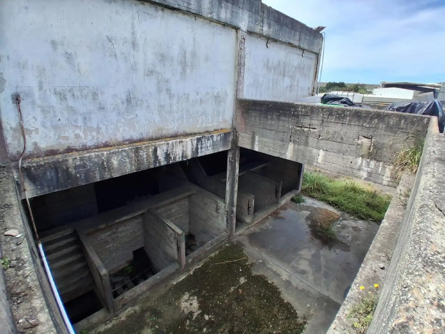 Vista exterior de Nave industrial en venta en Arteixo