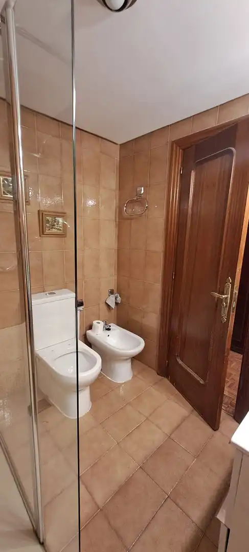 Badezimmer von Wohnung zum Verkauf in Vitoria - Gasteiz mit Heizung und Abstellraum
