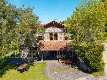 Vista exterior de Casa o xalet en venda en Errezil amb Calefacció, Jardí privat i Terrassa