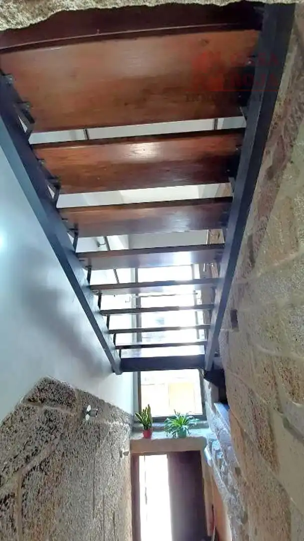 Edifici en venda en Cangas 