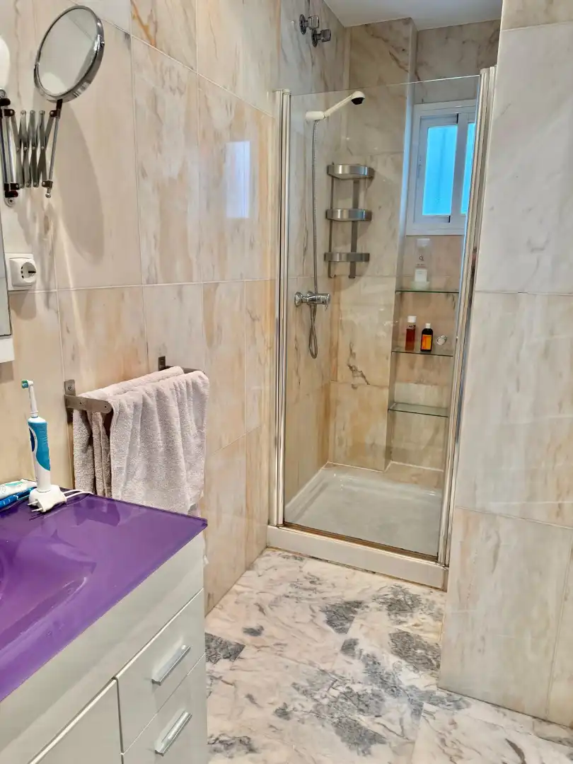 Badezimmer von Wohnungen zum Verkauf in Badajoz mit Klimaanlage, Heizung und Terrasse